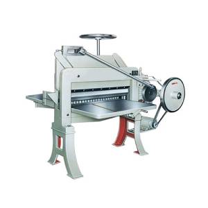 manual paper cutting machine